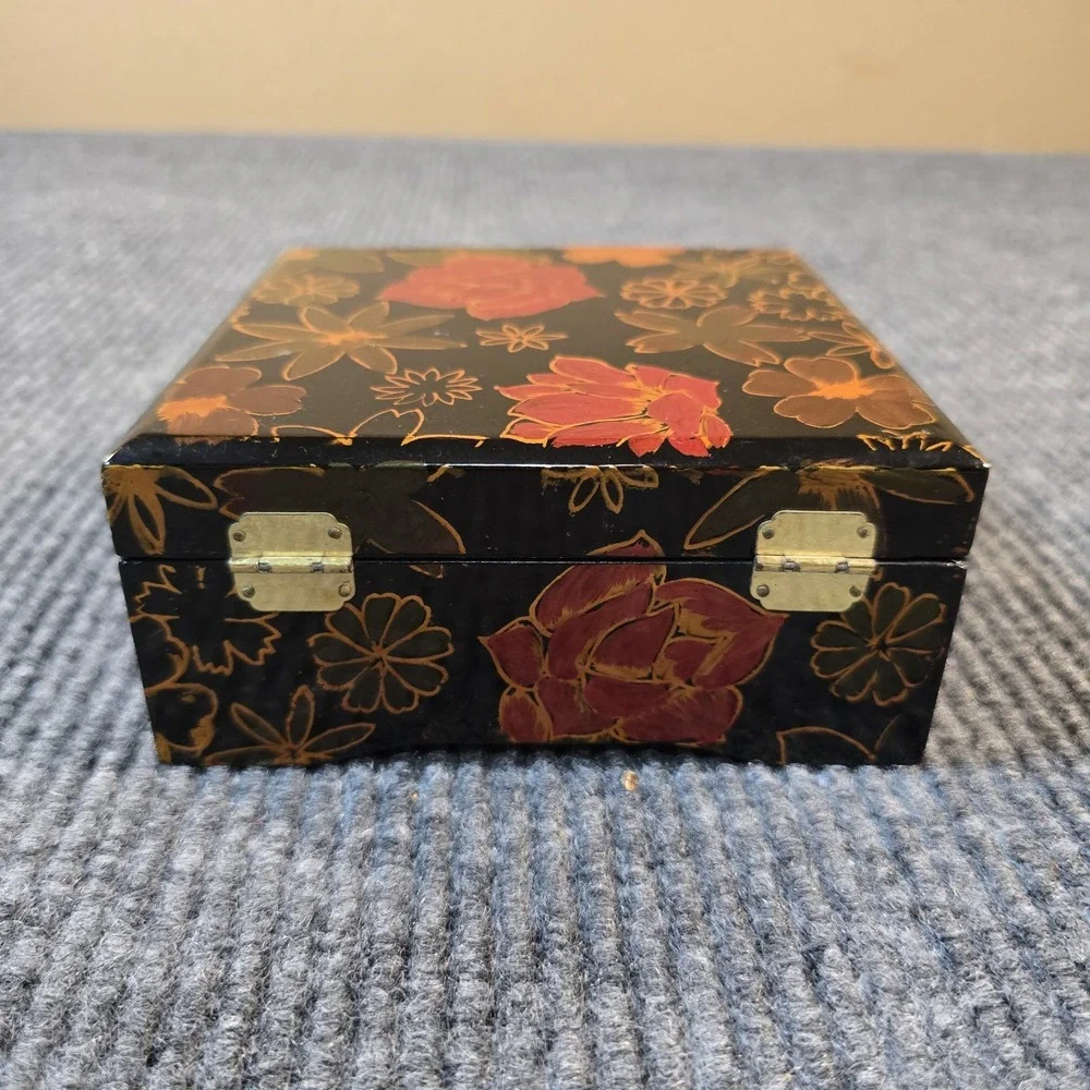 Vintage Jewlery Box Floral‎ Plastic Lucite Hinged